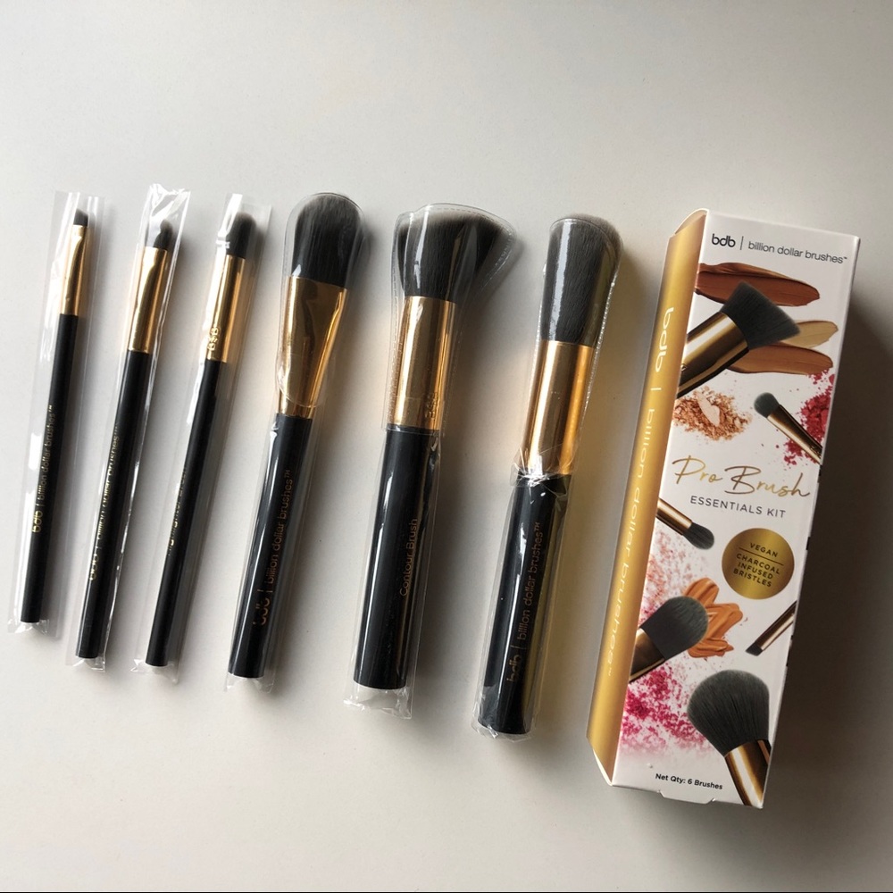 Billion Dollar Brushes Pro 6-Piece Brush Essentials Set (NIB)